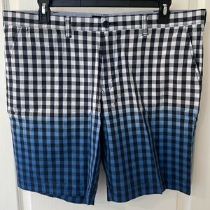 Tommy Hilfiger Men’s Flat Front Shorts Size 40